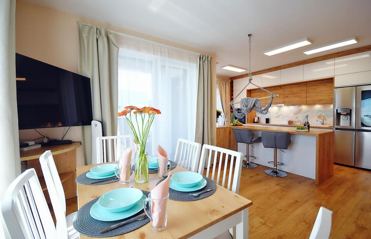 Apartament Premium Mikiniki Kolobrzegアパートメント エクステリア 写真