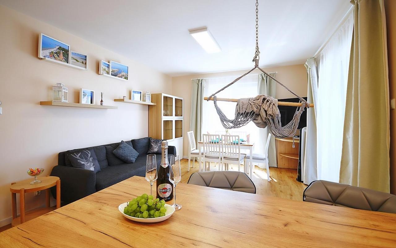 Apartament Premium Mikiniki Kolobrzegアパートメント エクステリア 写真